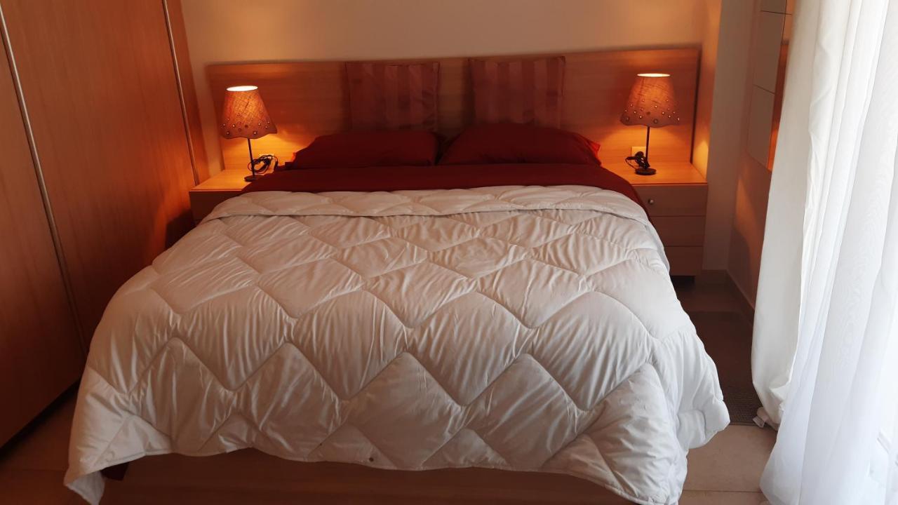 Villa Maria Louiza Near Airport Artemida  Luaran gambar