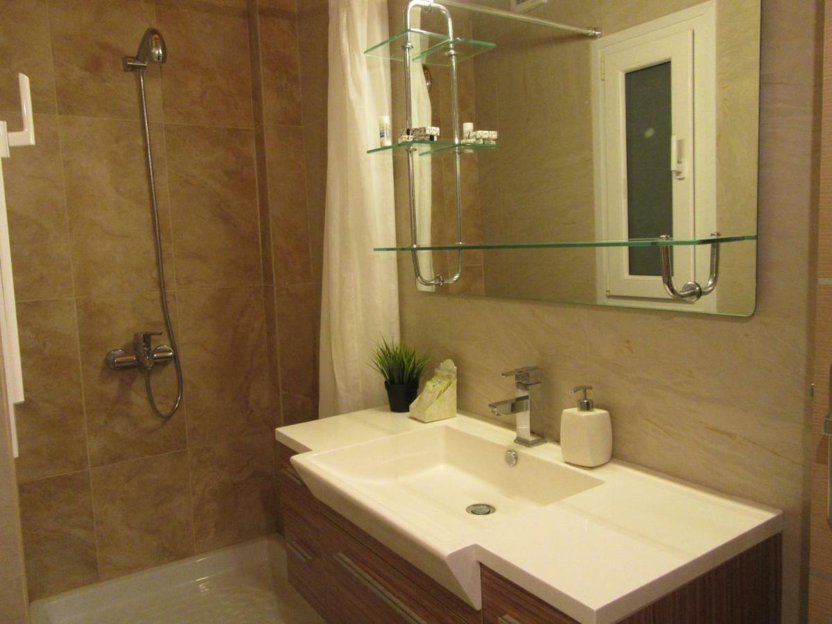 Villa Maria Louiza Near Airport Artemida  Luaran gambar
