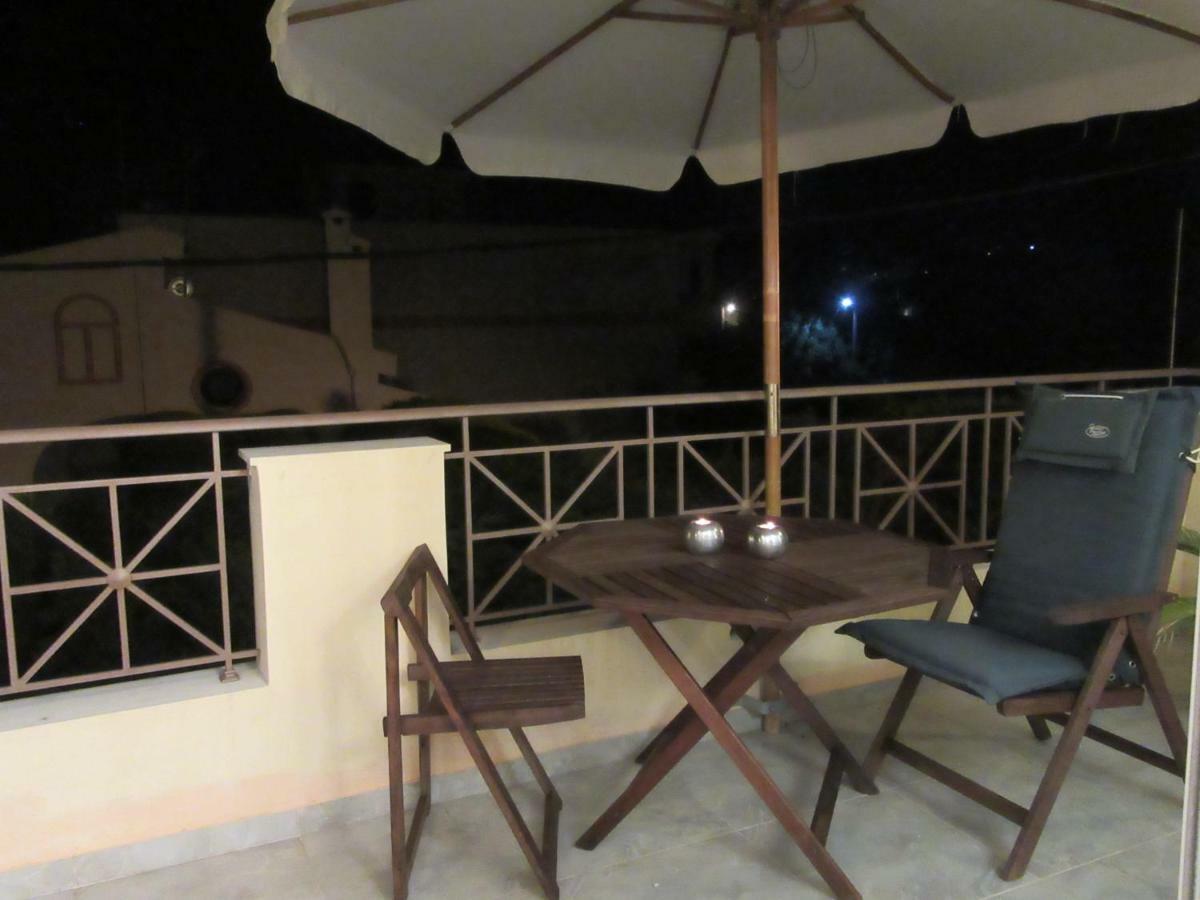 Villa Maria Louiza Near Airport Artemida  Luaran gambar